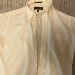 Very nice and clean button up